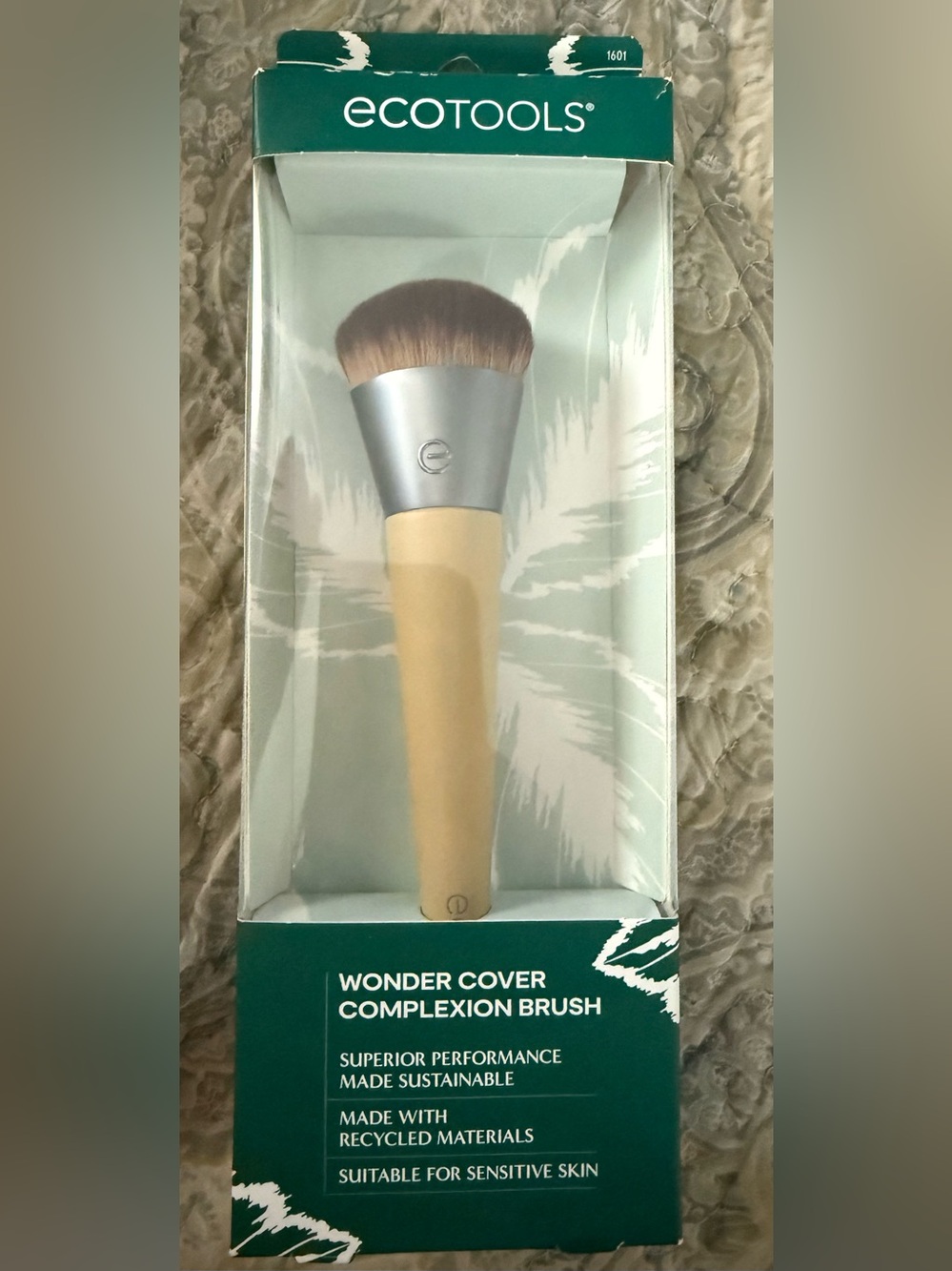 New Eco Tools Wonder Cover Complexion Foundation Makeup Brush